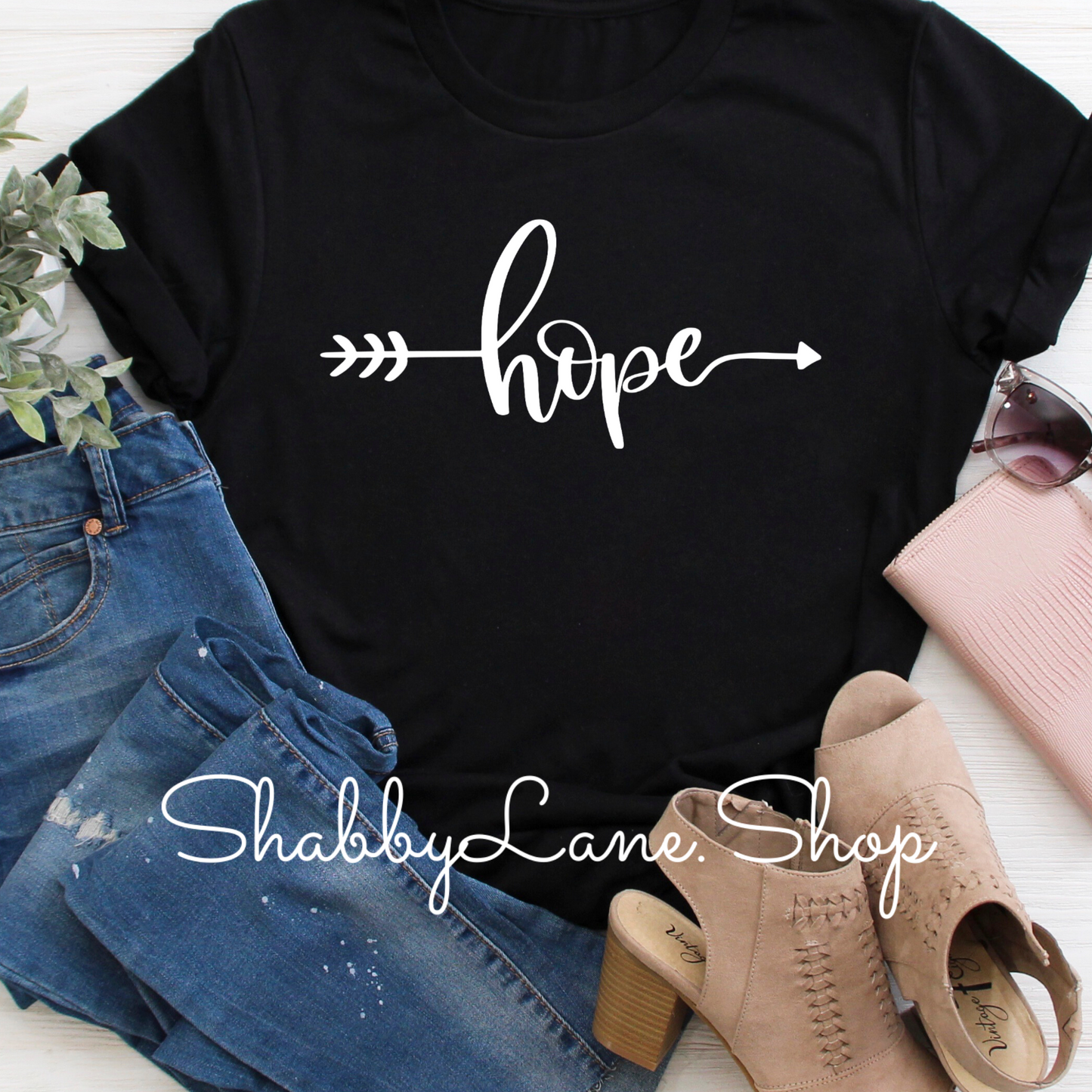 Hope arrow - Black tee Shabby Lane