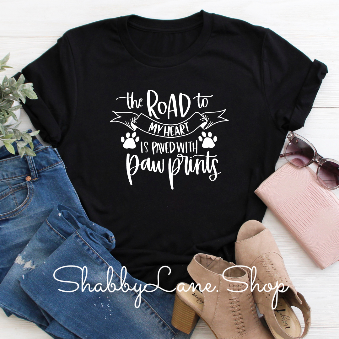 The road to my heart paw prints - Black T-shirt tee Shabby Lane