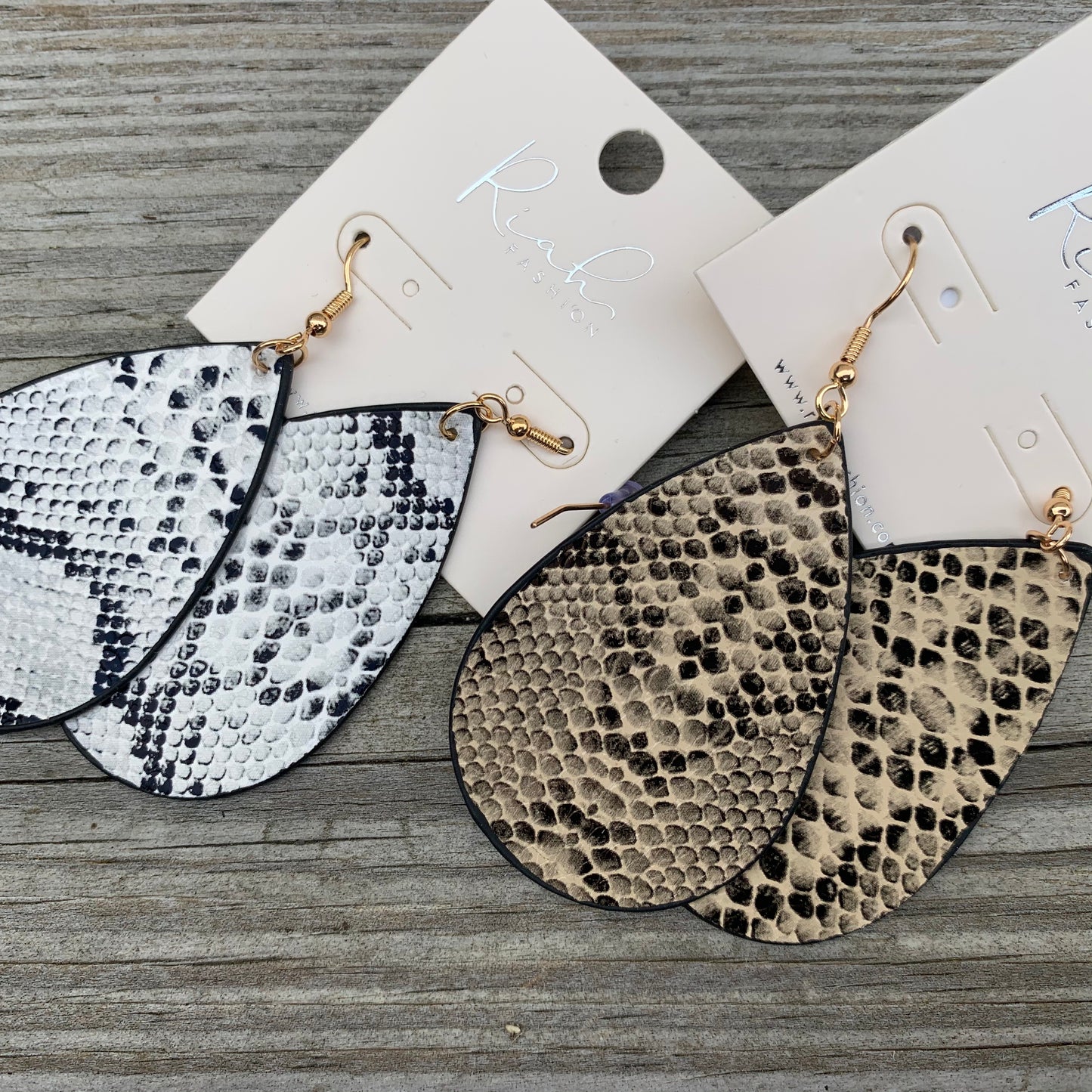 Snakeskin earrings Shabby Lane