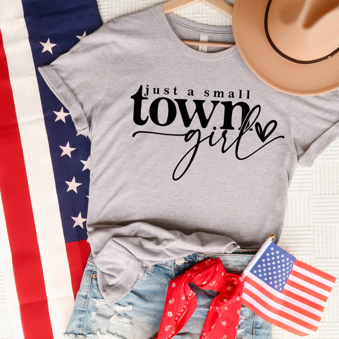 Just a small town girl - Gray T-shirt tee Shabby Lane