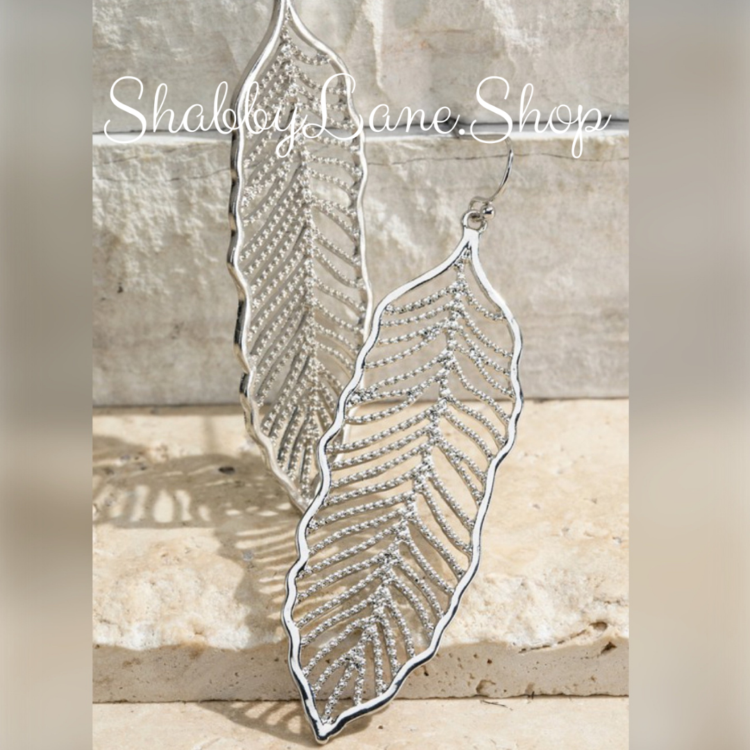 Beautiful leaf antiqued metal filigree earrings- silver Shabby Lane
