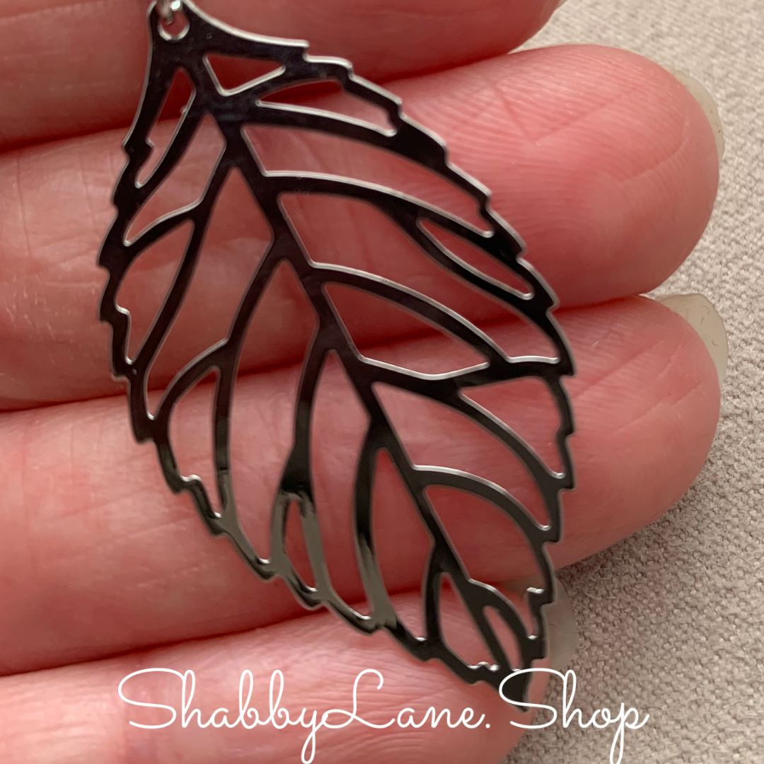Silver leaf earrings - small Shabby Lane
