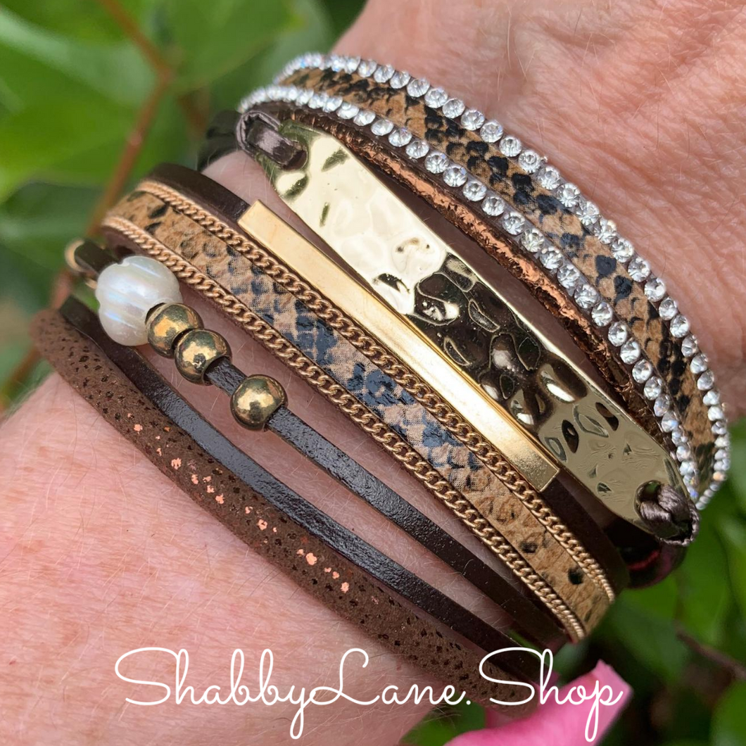 Gorgeous layered bracelet - brown Faux leather Shabby Lane   