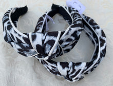 Load image into Gallery viewer, Leopard print headband  Shabby Lane   