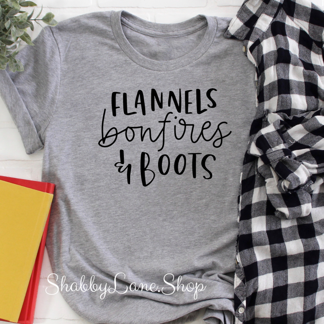Flannels Bonfires and boots - T-shirt Gray tee Shabby Lane   