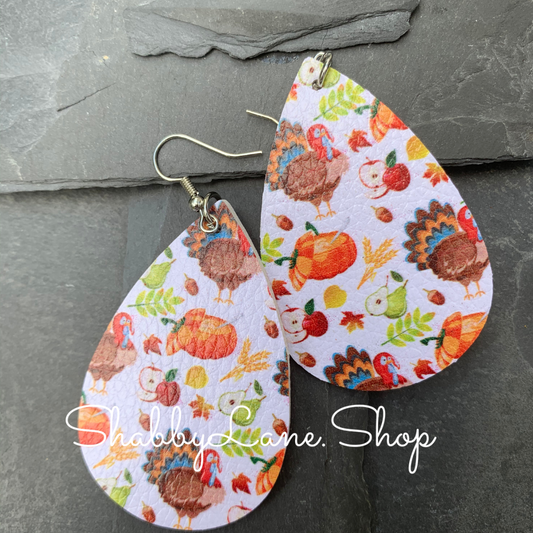 Fun Fall earrings - 5 Earring Shabby Lane   