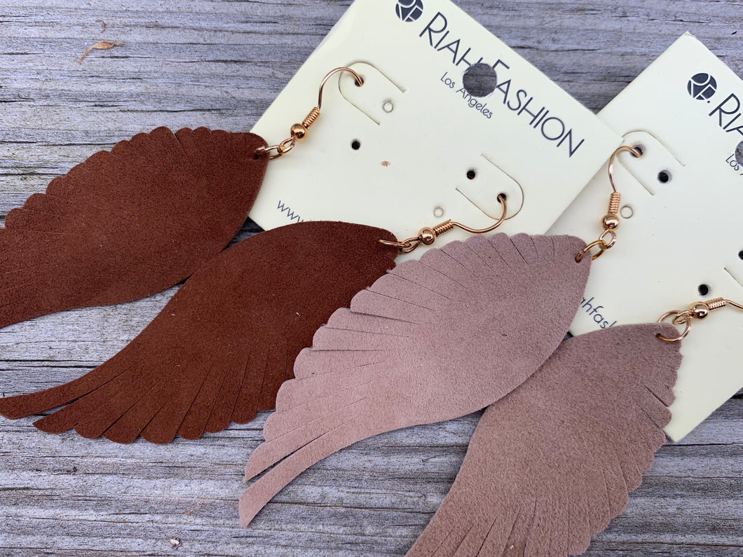 Leather  feathered earrings  Shabby Lane   