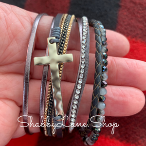 Gorgeous cross layered bracelet - gray Faux leather Shabby Lane   