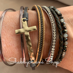 Gorgeous cross layered bracelet - gray Faux leather Shabby Lane   