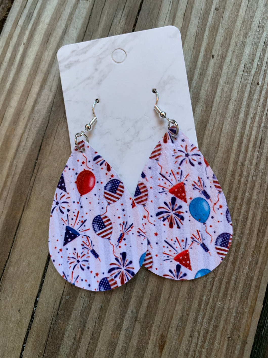 Patriotic faux leather earrings Balloons  Shabby Lane   