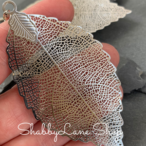 Silver leaf filigree earrings  Shabby Lane   