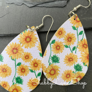 Sunflower earrings 5 Earring Shabby Lane   