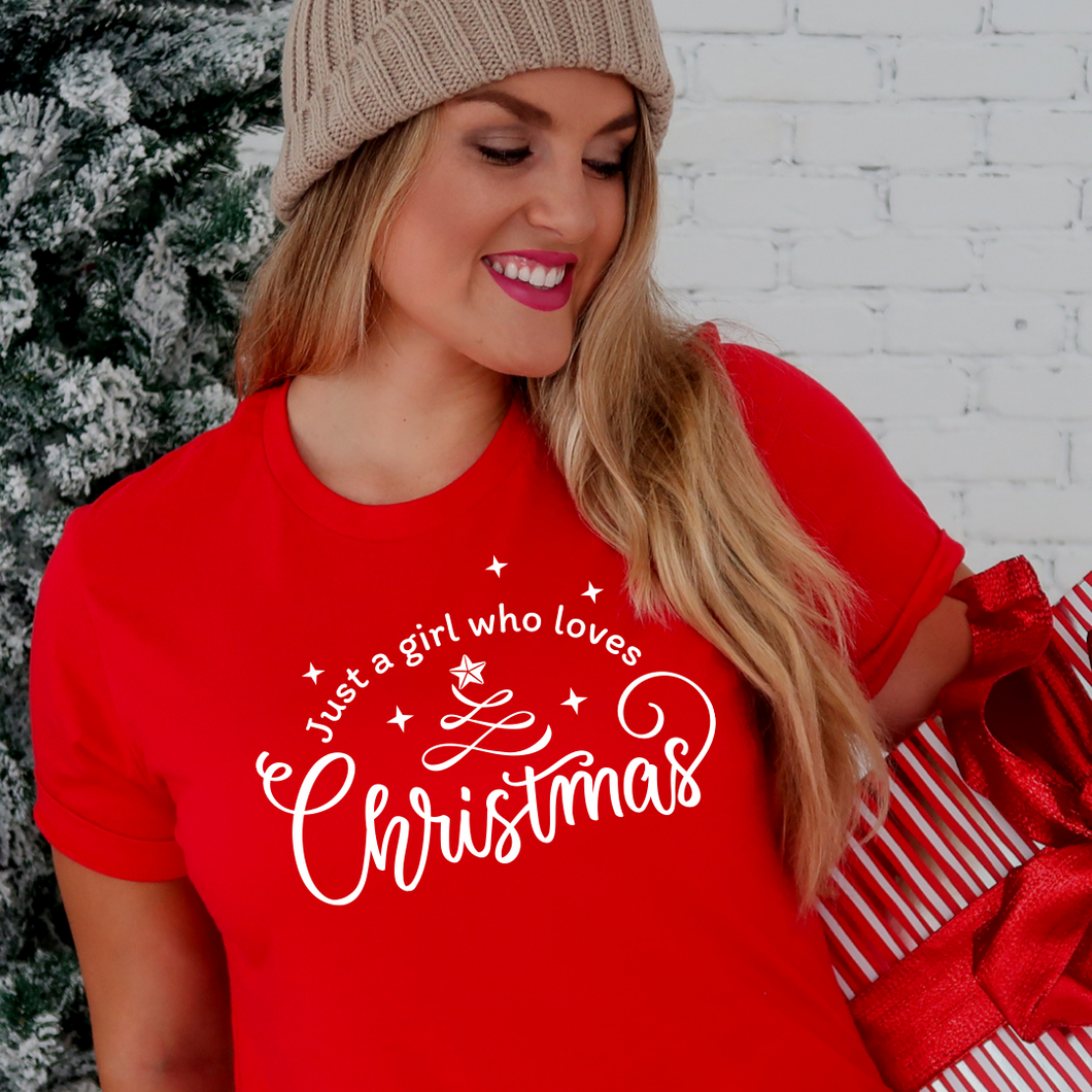 Just a girl who loves Christmas - t-shirt Red tee Shabby Lane   
