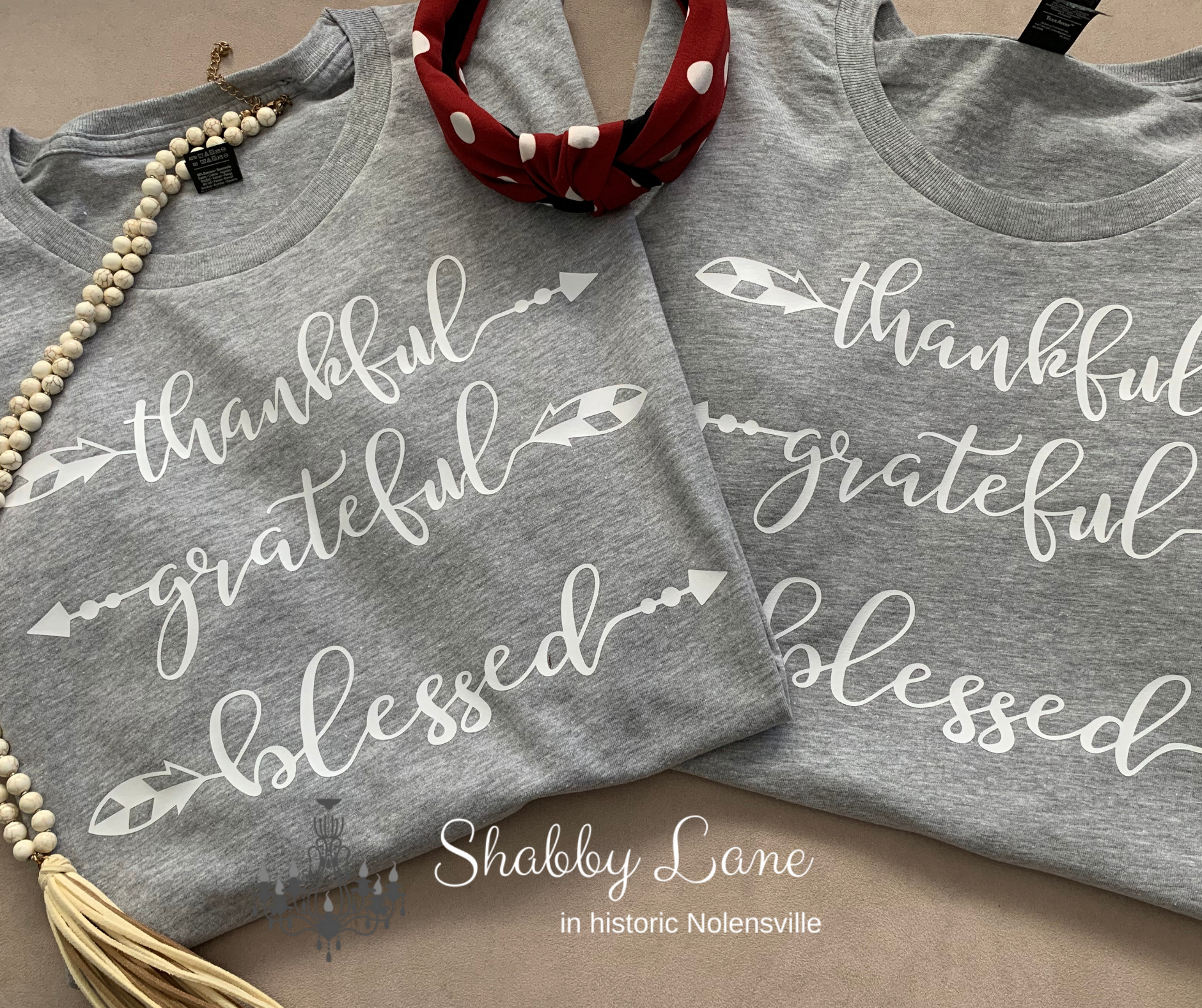 Thankful grateful blessed arrows heather grey tee Shabby Lane   