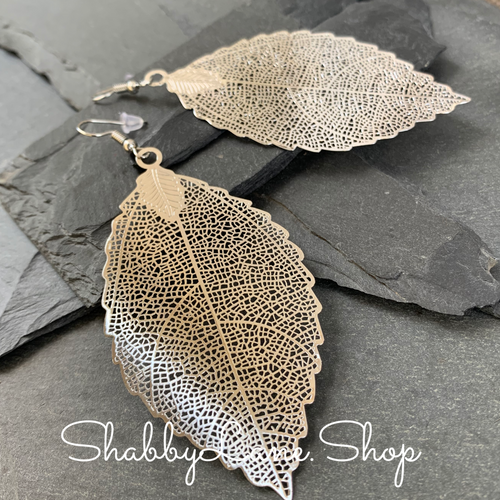 Silver leaf filigree earrings  Shabby Lane   