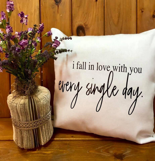 Fall in love everyday -white  Shabby Lane   