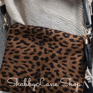 Leopard crossbody/wristlet  Shabby Lane   